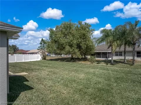 Exterior - 4538 San Ignacio Dr, Sebring, FL 33872 photo 4 of 10