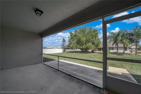 Exterior - 4538 San Ignacio Dr, Sebring, FL 33872 photo 8 of 10