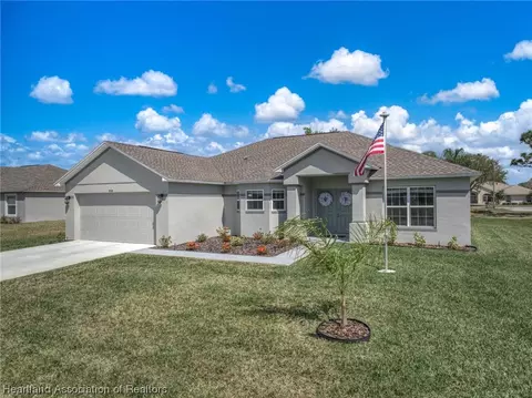 Exterior - 4538 San Ignacio Dr, Sebring, FL 33872 photo 3 of 10