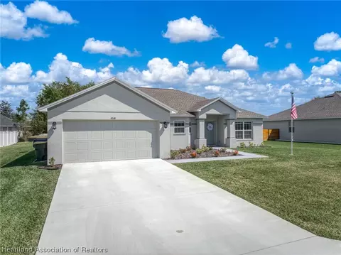 Exterior - 4538 San Ignacio Dr, Sebring, FL 33872 photo 2 of 10