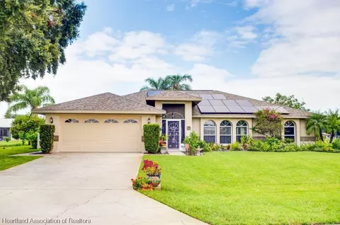 624 Holly Dr, Sebring, FL 33876