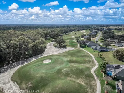 View/Area - 3875 Enchanted Oaks Ln, Sebring, FL 33875 photo 6 of 9