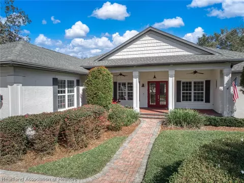 Exterior - 3875 Enchanted Oaks Ln, Sebring, FL 33875 photo 10 of 10