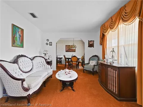 Living - 3505 Platt Rd, Wauchula, FL 33873 photo 1 of 4