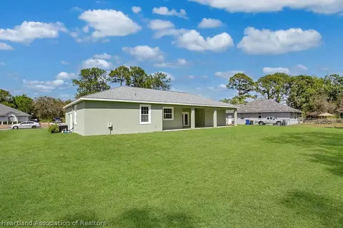 Exterior - 4265 Cremona Dr, Sebring, FL 33872 photo 7 of 9