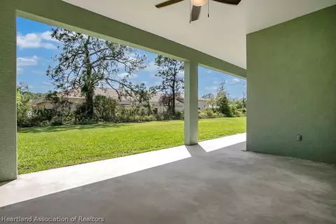 Exterior - 4265 Cremona Dr, Sebring, FL 33872 photo 3 of 9