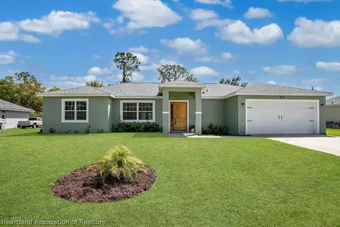 4265 Cremona Dr, Sebring, FL 33872