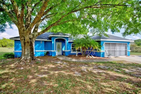 609 Acre Rd, Sebring, FL 33876 photo 3