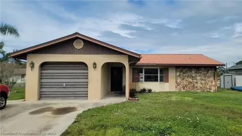 926 Shamrock Dr, Sebring, FL 33875