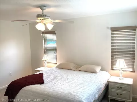 Bedroom - 500 Cherry Tree Dr, Sebring, FL 33876 photo 4 of 5