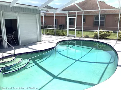 Exterior - 500 Cherry Tree Dr, Sebring, FL 33876 photo 5 of 14