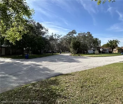 1500 Pasadena Ave, Sebring, FL 33870 photo 3