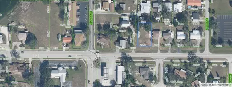 413 E Main St, Avon Park, FL 33825 photo 2