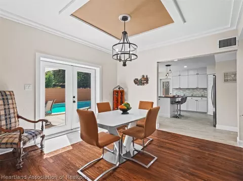Dining - 1613 Pasadena Ave, Sebring, FL 33870 photo 1 of 2