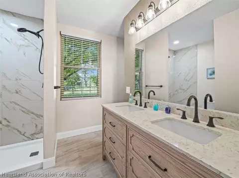 Bath - 1613 Pasadena Ave, Sebring, FL 33870 photo 1 of 4