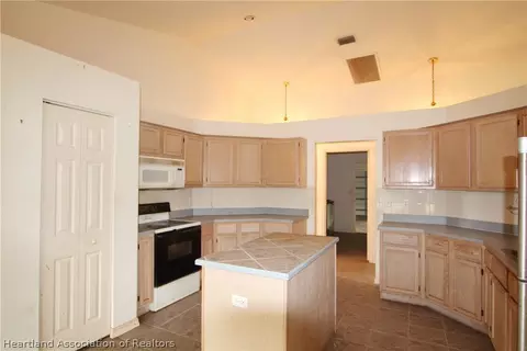 5380 NE 56th Pkwy, Okeechobee, FL 34972 photo 5