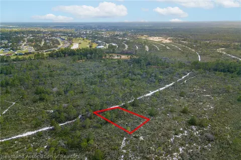 6552 Coconut Grove Dr, Sebring, FL 33872 photo 3
