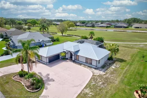 4621 Pebble Beach Dr, Sebring, FL 33872