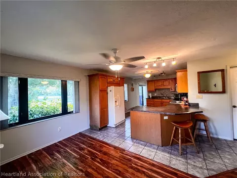 Kitchen - 4924 Cricket Dr, Sebring, FL 33876 photo 7 of 7