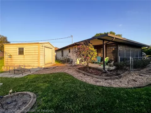 Exterior - 4924 Cricket Dr, Sebring, FL 33876 photo 14 of 21