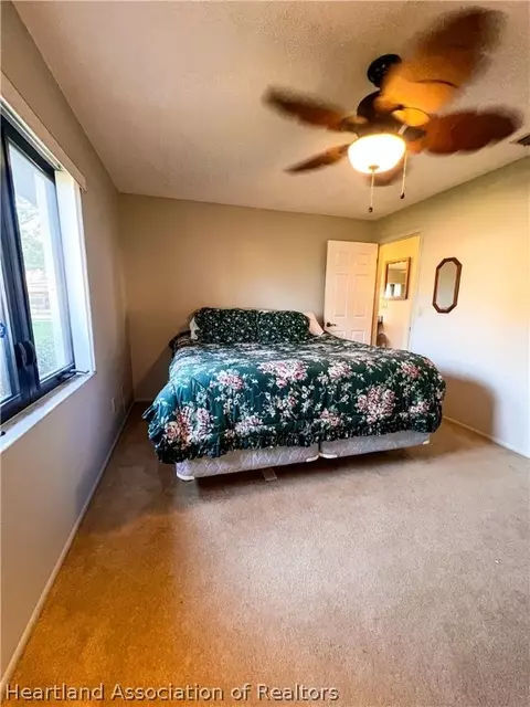 Bedroom - 4924 Cricket Dr, Sebring, FL 33876 photo 3 of 3