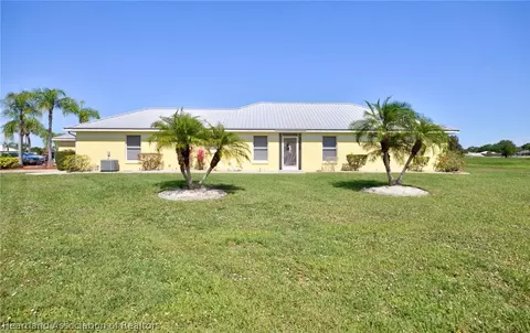 10 Clubhouse Ln, Sebring, FL 33876