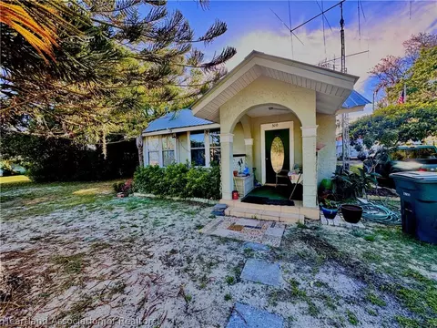 510 S Lotela Ave, Avon Park, FL 33825