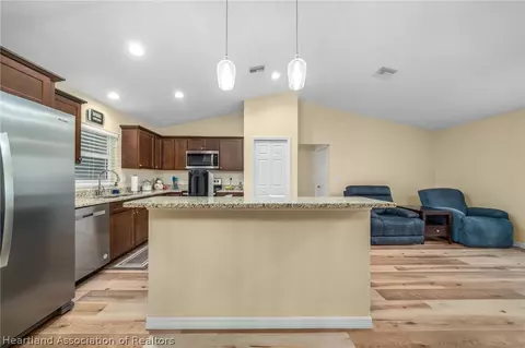 6432 Concord Dr, Sebring, FL 33876 photo 16