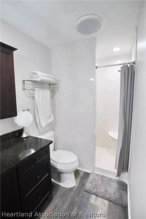 Bath - 400 SW 85th Ave, Okeechobee, FL 34974 photo 2 of 6