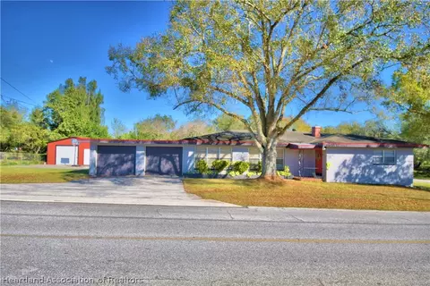 316 N Palm Ave, Frostproof, FL 33843 photo 1