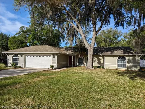 5857 Buck Run Dr, Lakeland, FL 33811