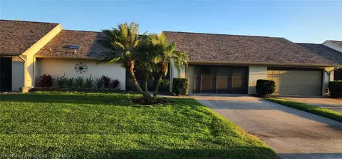 318 Grove Cir, Avon Park, FL 33825