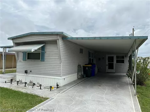 2813 Paradise Path, Sebring, FL 33870 photo 2