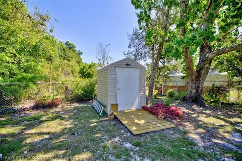 310 Pine Tree Ln, Sebring, FL 33872 photo 25