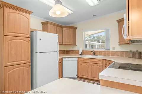 1553 St Thomas Ave, Sebring, FL 33870 photo 8