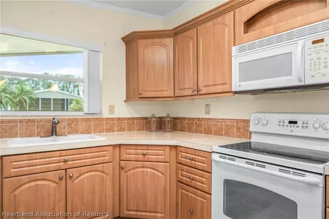 1553 St Thomas Ave, Sebring, FL 33870 photo 10
