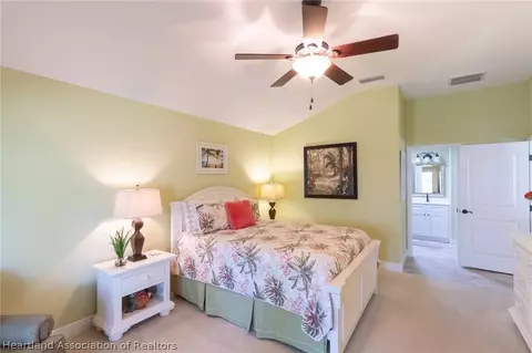 Bedroom - 4620 Vantage Cir, Sebring, FL 33872 photo 1 of 7
