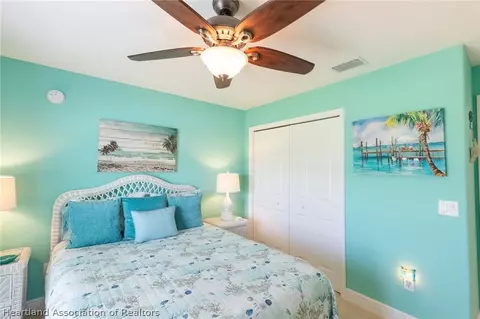 Bedroom - 4620 Vantage Cir, Sebring, FL 33872 photo 5 of 7