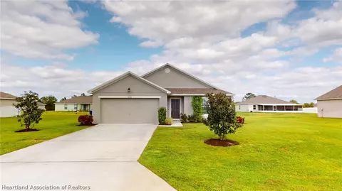 4608 San Lorenzo Dr, Sebring, FL 33872