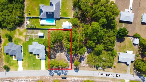 612 Concert Dr, Lake Placid, FL 33852