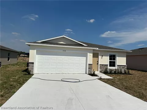 1736 High Ridge Dr Cir, Sebring, FL 33870