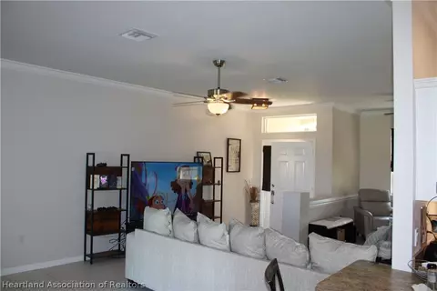 Living - 4422 Whiting Dr, Sebring, FL 33870 photo 6 of 8