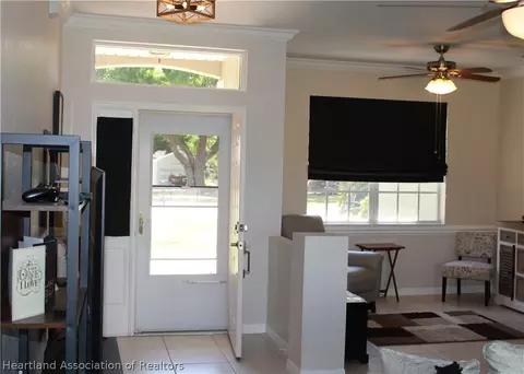 Living - 4422 Whiting Dr, Sebring, FL 33870 photo 7 of 8