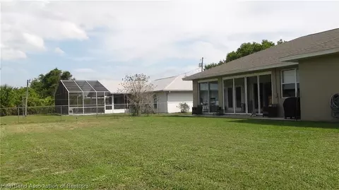 Exterior - 4422 Whiting Dr, Sebring, FL 33870 photo 5 of 9
