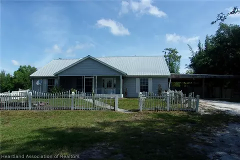 1573 Friendship Ln, Zolfo Springs, FL 33890
