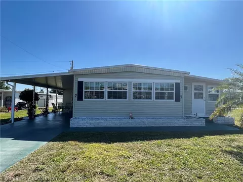 7 Joanne Dr, Lake Placid, FL 33852