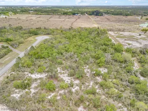 3045 Hawks Landing Cir, Sebring, FL 33875