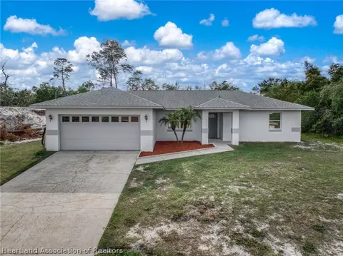 111 Imbros Ave NE, Lake Placid, FL 33852