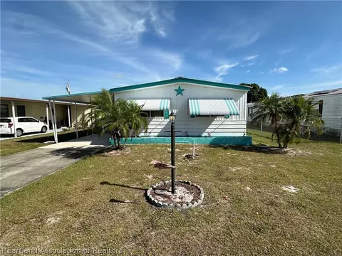 3248 New York Ave, Sebring, FL 33870