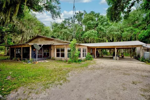 101 Bull Rd, Lorida, FL 33857